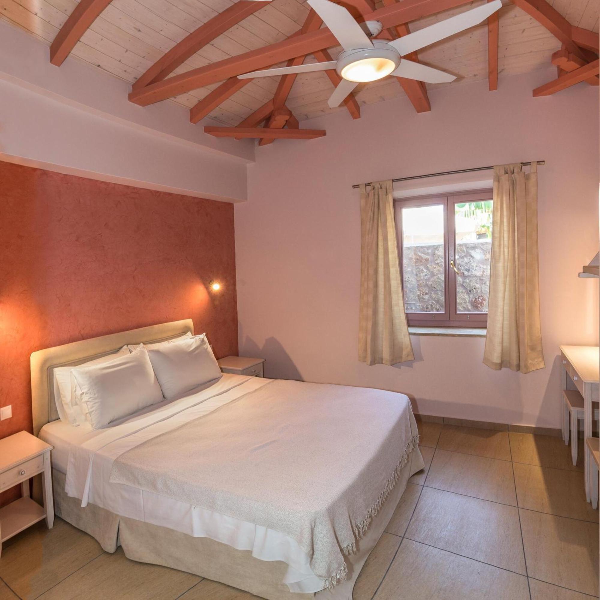 Athena'S Cottage Stoúpa Dış mekan fotoğraf